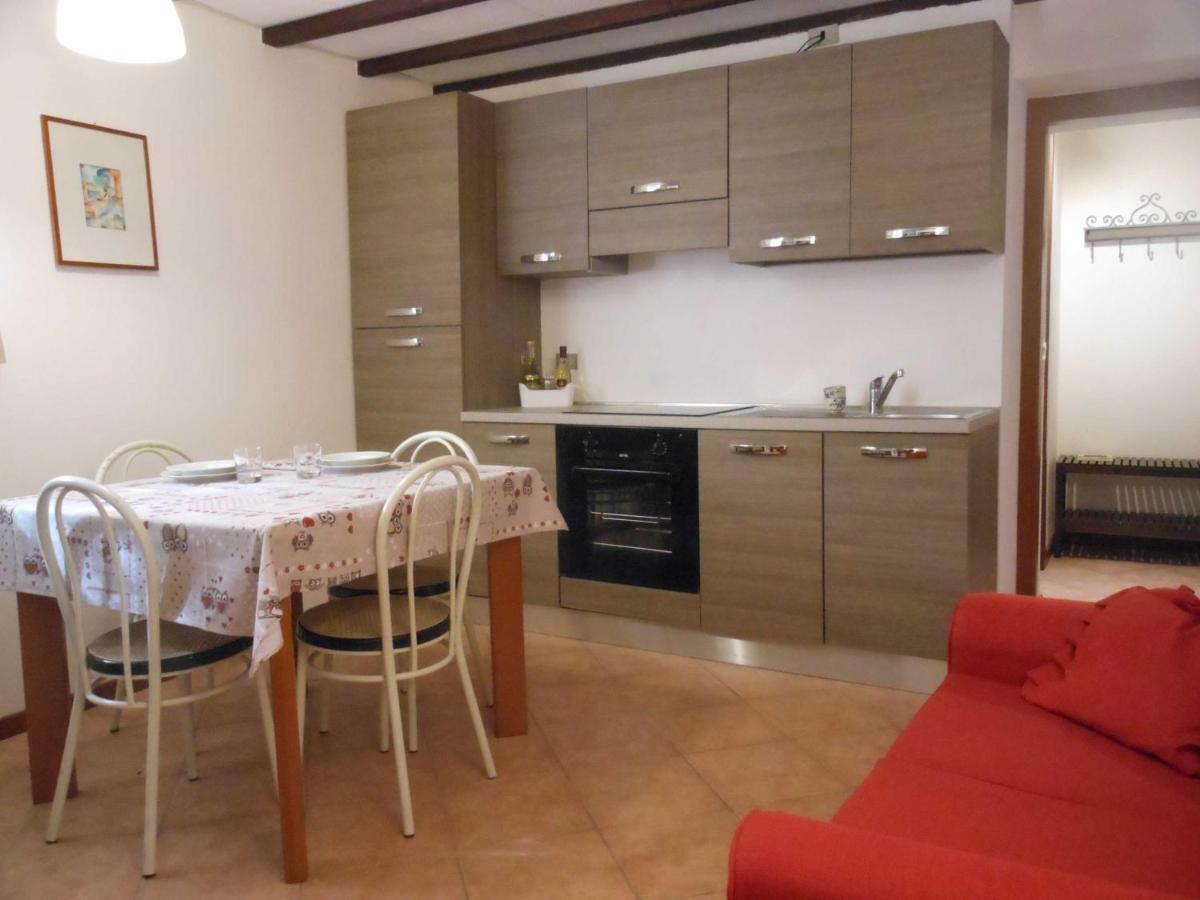 Il Vecchio Cortile Apartment Mandello del Lario Ngoại thất bức ảnh